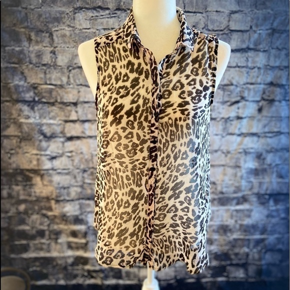 H&m button down animal print top 8 - Picture 1 of 3